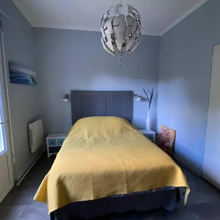 Дом отдыха Maison Des Lauriers A With Heated Pool