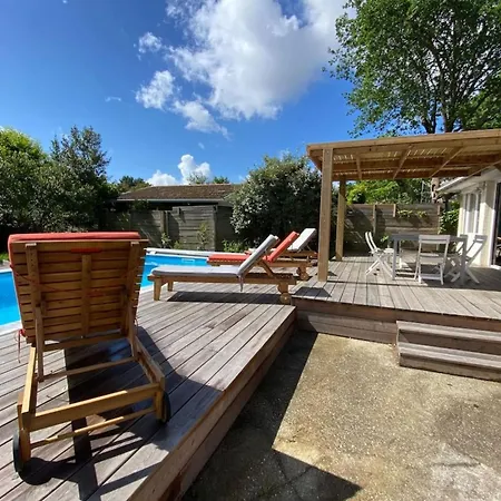 Дом отдыха Maison Des Lauriers A With Heated Pool Андерно-ле-Бэн