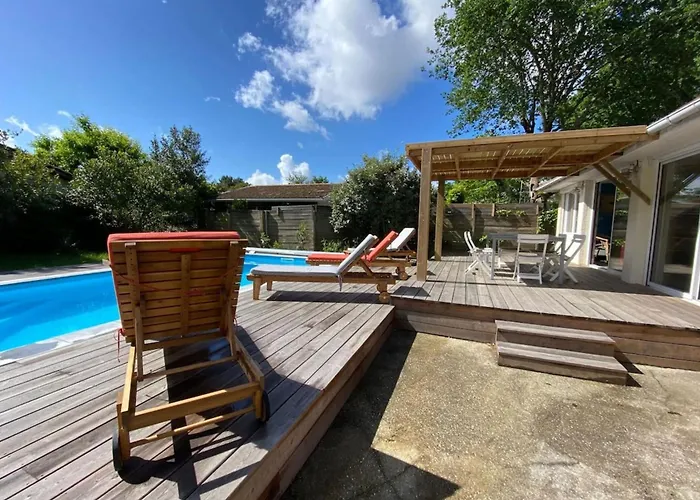 Дом отдыха Maison Des Lauriers A With Heated Pool Андерно-ле-Бэн