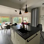 Maison Des Lauriers A With Heated Pool * Andernos-les-Bains